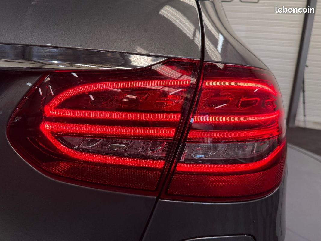 Mercedes-Benz Classe C Break 300 de 194+122ch AMG Line 9G-Tronic — photo 20