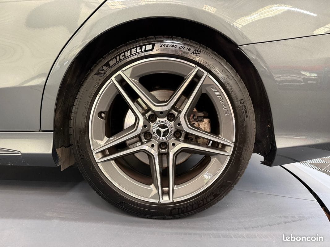 Mercedes-Benz Classe C Break 300 de 194+122ch AMG Line 9G-Tronic — photo 22