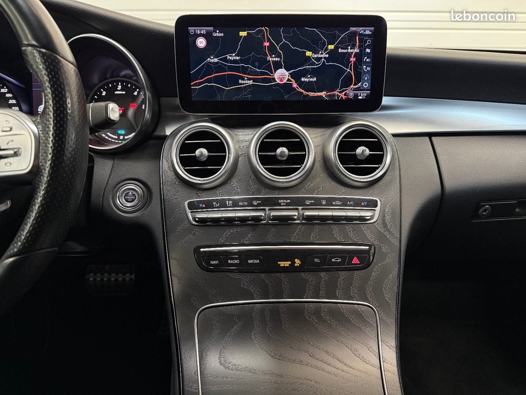 Mercedes-Benz Classe C Break 300 de 194+122ch AMG Line 9G-Tronic — photo 15