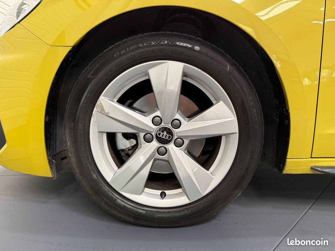 Audi A1 Sportback 30 TFSI 110ch S line — photo 18