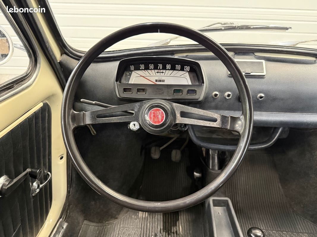 Fiat 500 L — photo 15