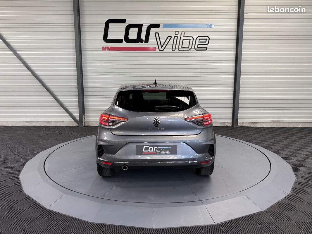 Renault Clio 1.0 TCe 90ch Techno — photo 4