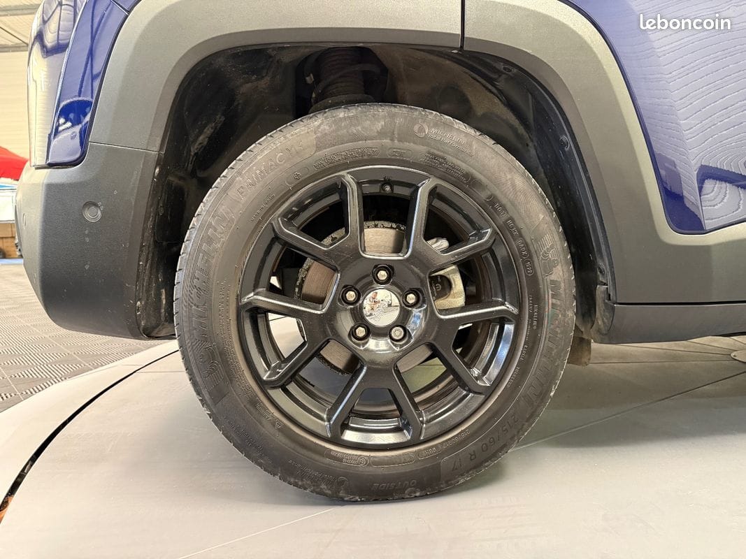 Jeep Renegade 1.6 MultiJet 120ch Limited — photo 29