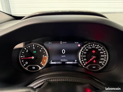 Jeep Renegade 1.6 MultiJet 120ch Limited — photo 18