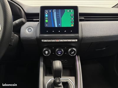 Renault Clio 1.6 E-Tech 145ch full hybrid Techno — photo 15