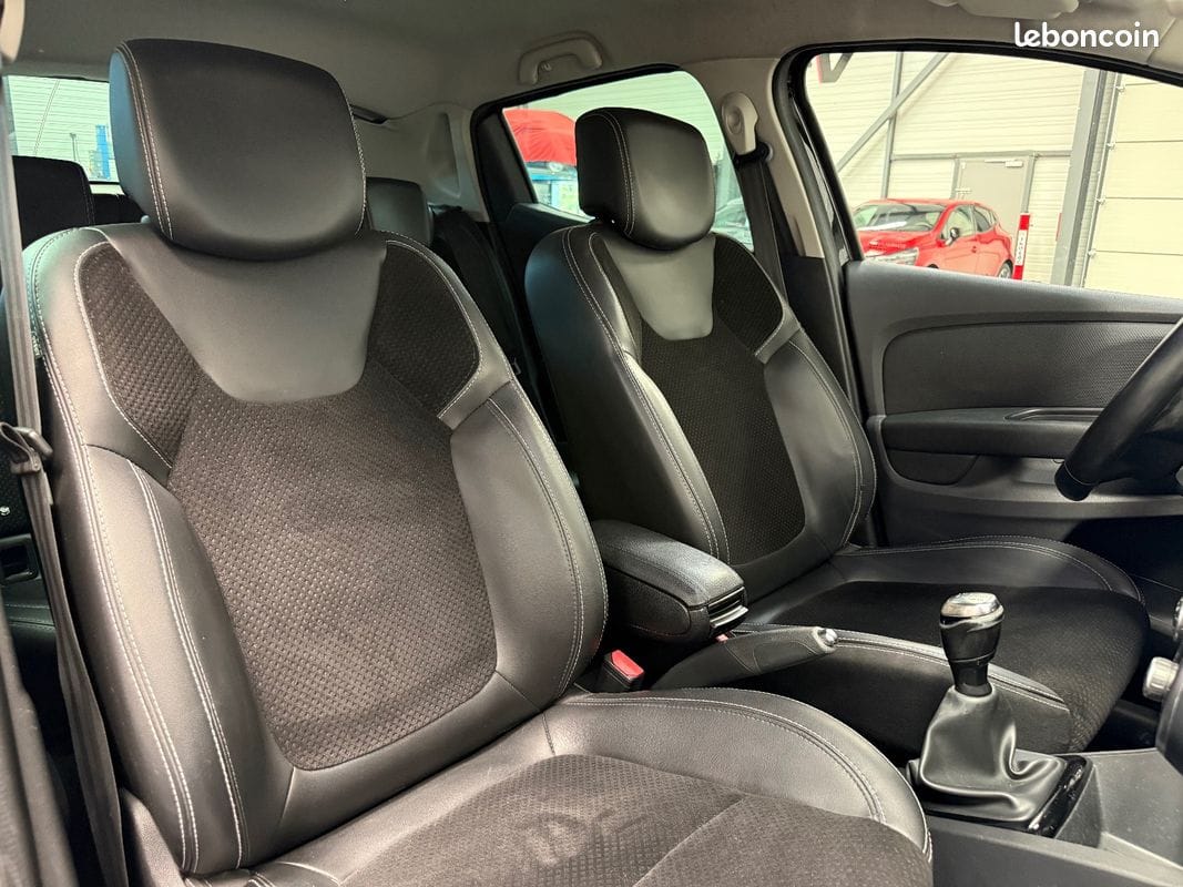 Renault Clio 1.5 dCi 90ch energy Intens — photo 13