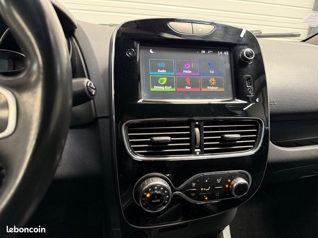 Renault Clio 1.5 dCi 90ch energy Intens — photo 16