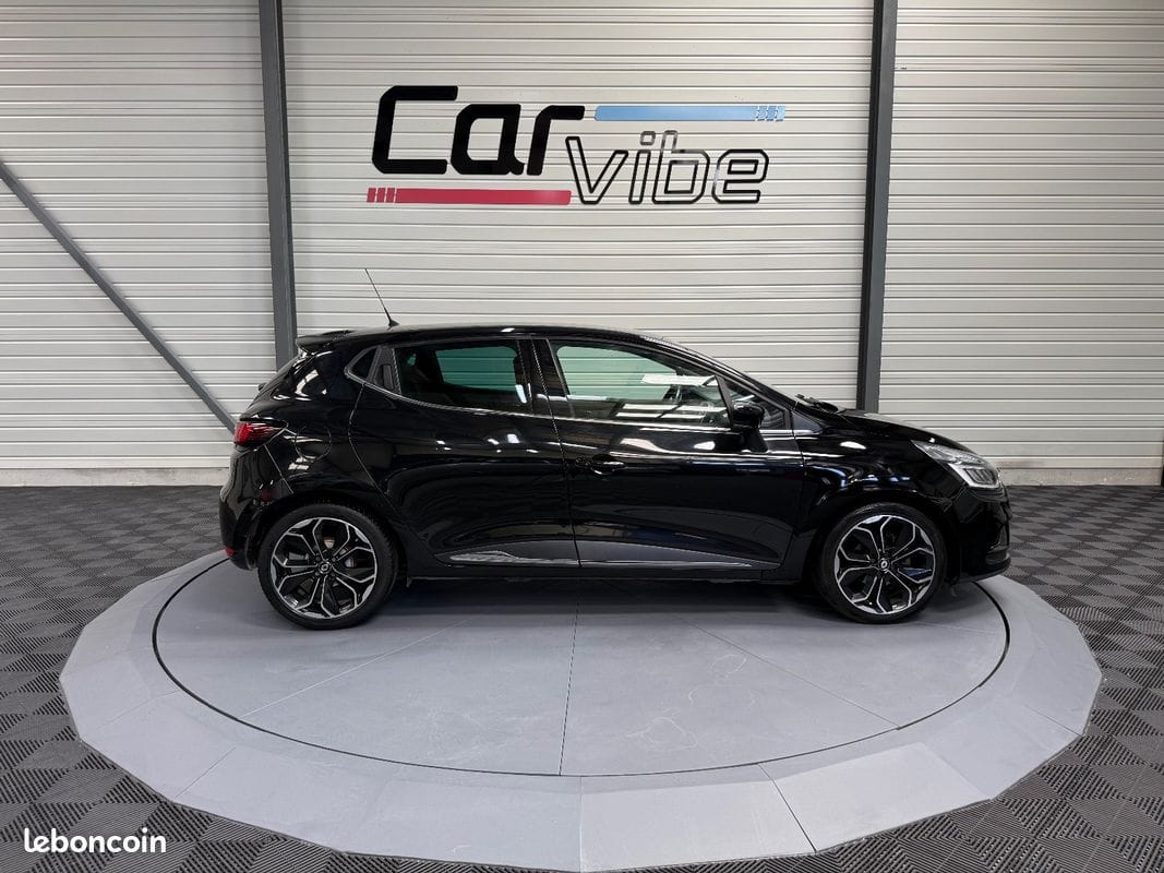Renault Clio 1.5 dCi 90ch energy Intens — photo 9