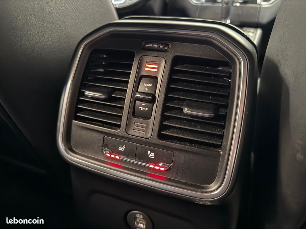 Porsche Macan 3.0 V6 258ch S Diesel PDK — photo 24