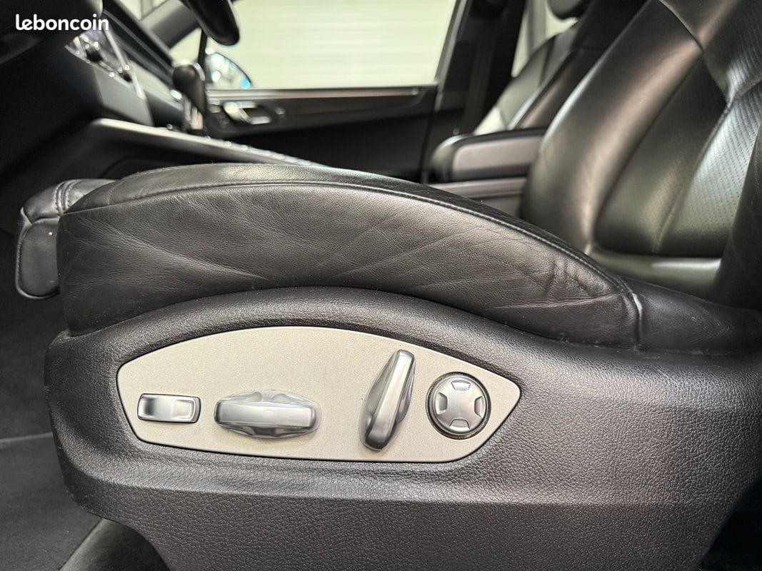Porsche Macan 3.0 V6 258ch S Diesel PDK — photo 19
