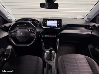 Peugeot 208 Business R 1.2 PureTech 100 S&S Active — photo 2