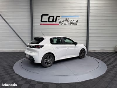 Peugeot 208 Business R 1.2 PureTech 100 S&S Active — photo 3