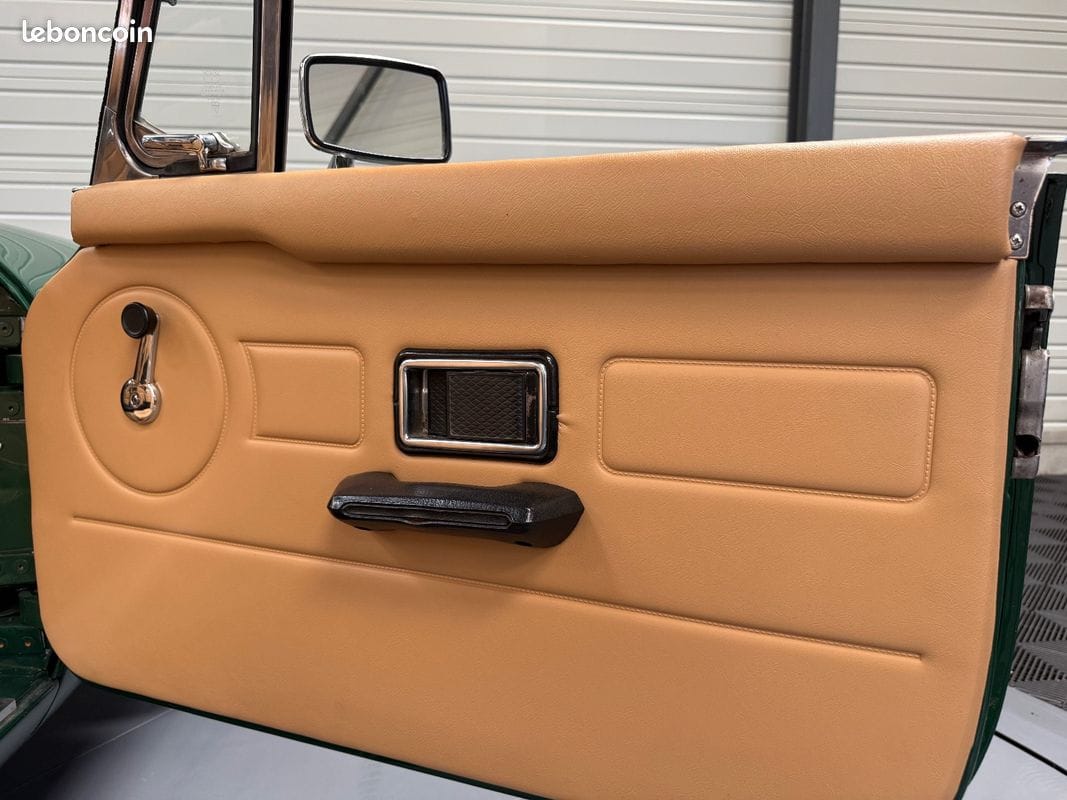 MG MGB GT — photo 24