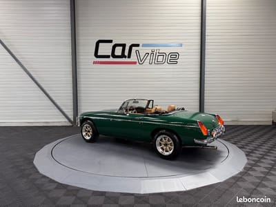 MG MGB GT — photo 8
