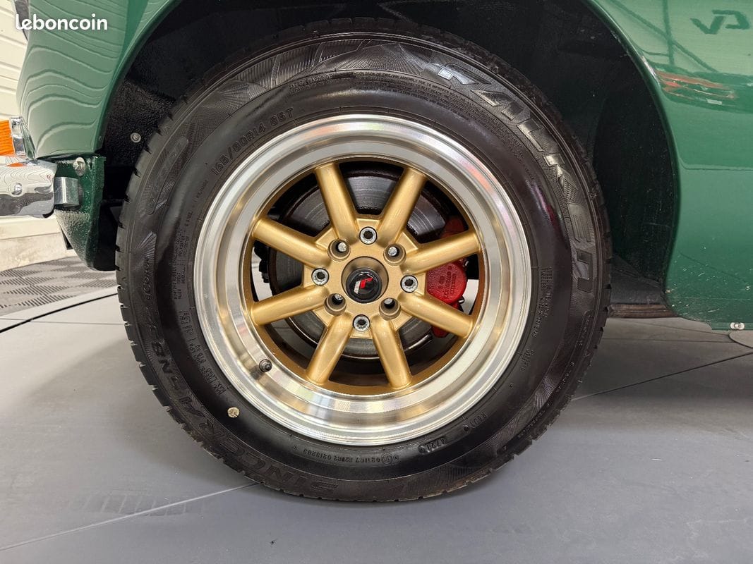 MG MGB GT — photo 17