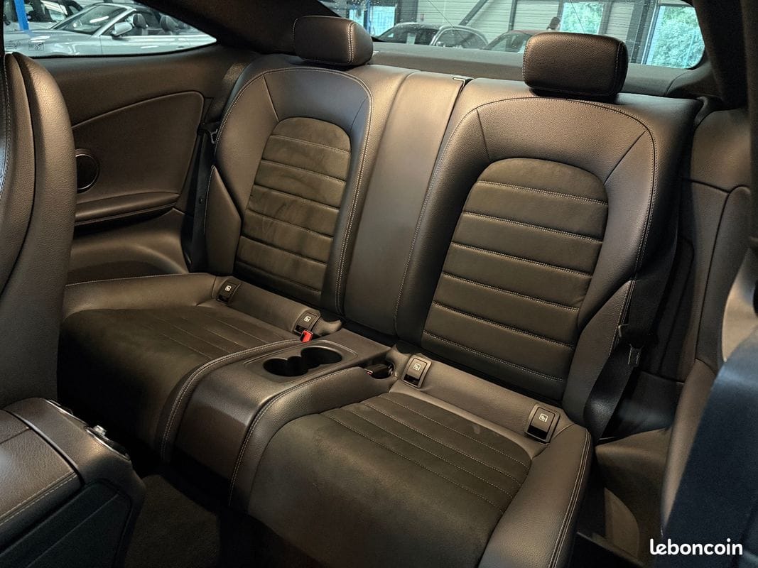Mercedes-Benz Classe C Coupé 250 d 204ch Sportline 9G-Tronic — photo 11