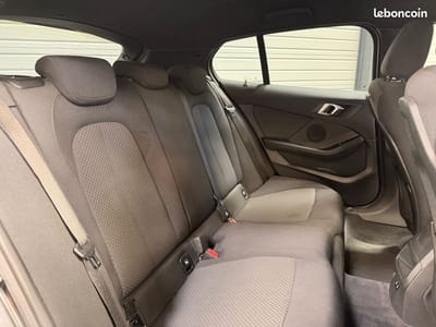 BMW Série 1 118i 140ch Lounge — photo 11