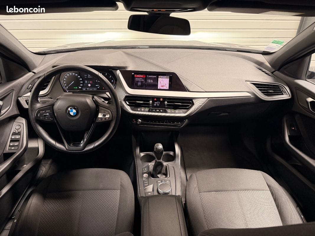 BMW Série 1 118i 140ch Lounge — photo 2