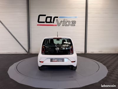 Volkswagen up! 1.0 75 ch Move up! — photo 9