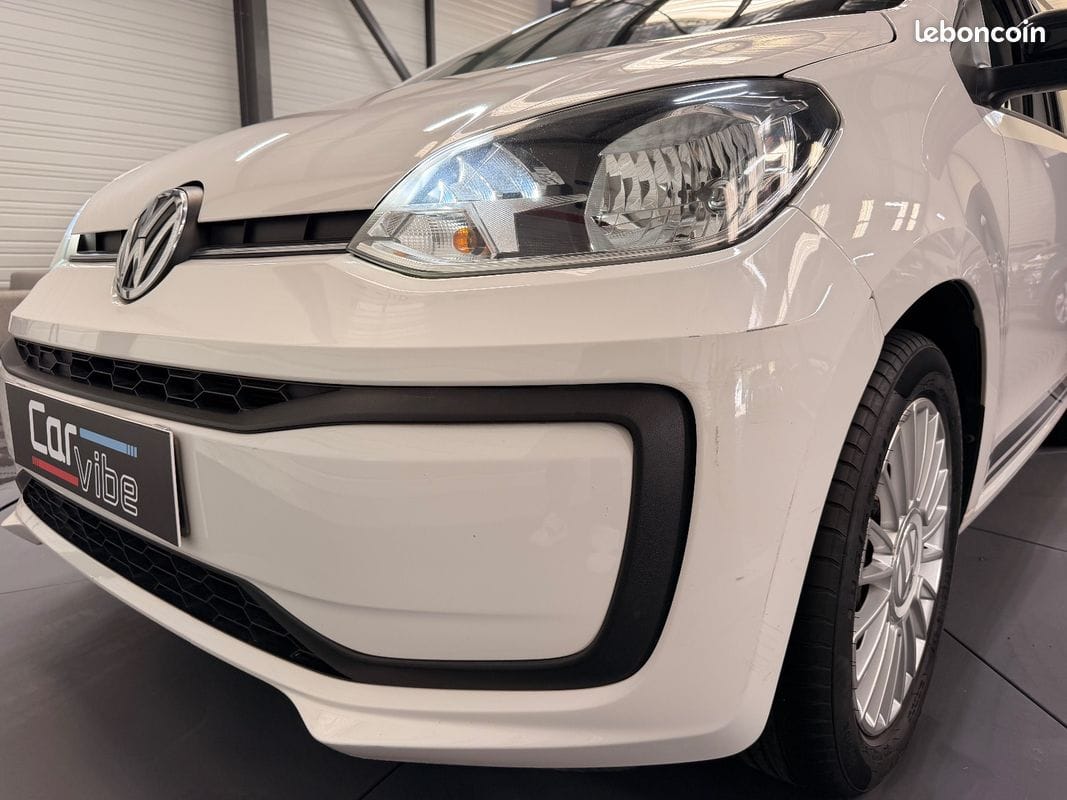 Volkswagen up! 1.0 75 ch Move up! — photo 24