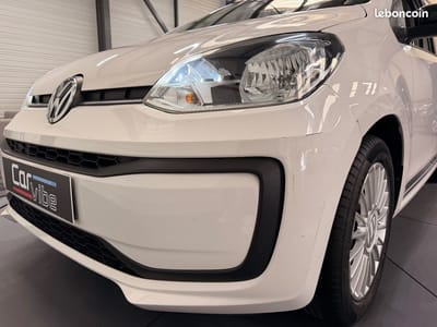Volkswagen up! 1.0 75 ch Move up! — photo 24