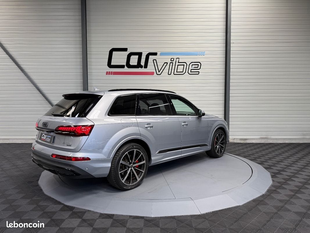Audi Q7 55 TFSI e 380ch Avus extended quattro Tiptronic — photo 3