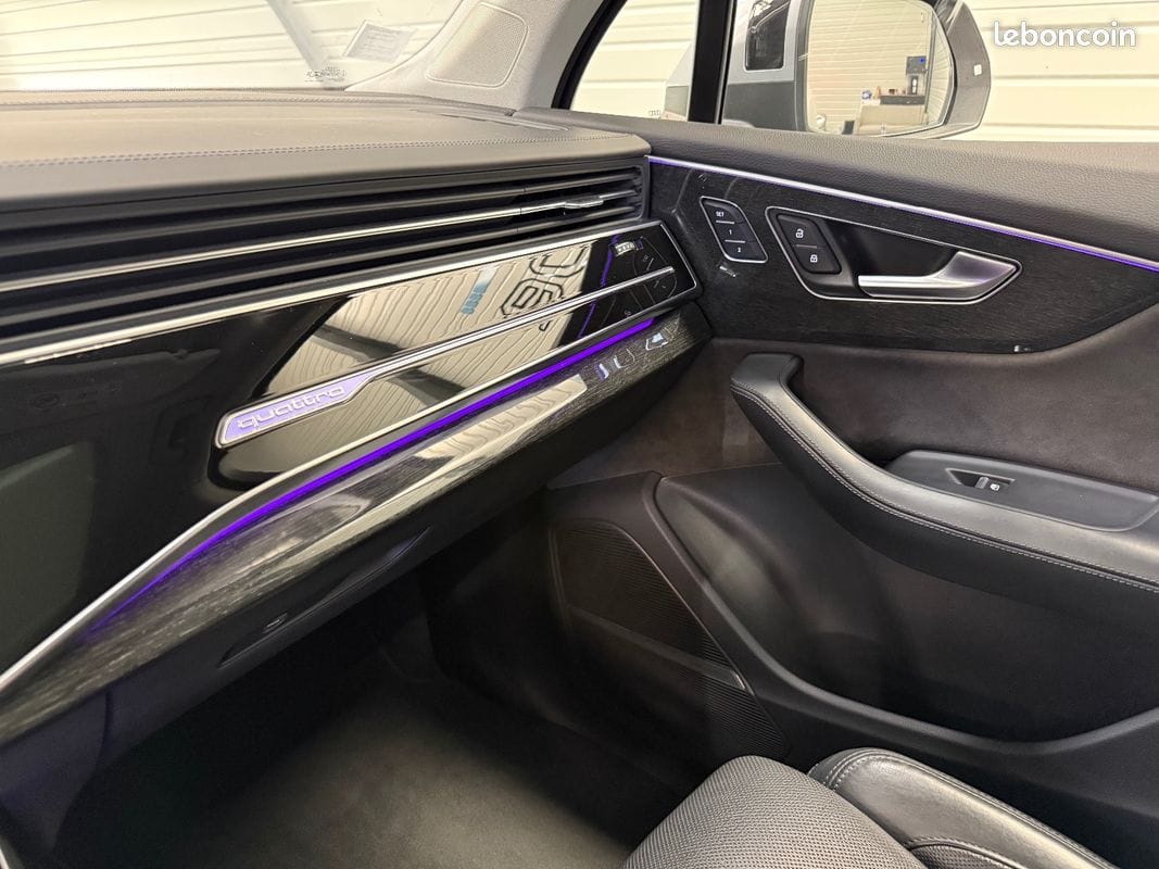 Audi Q7 55 TFSI e 380ch Avus extended quattro Tiptronic — photo 22
