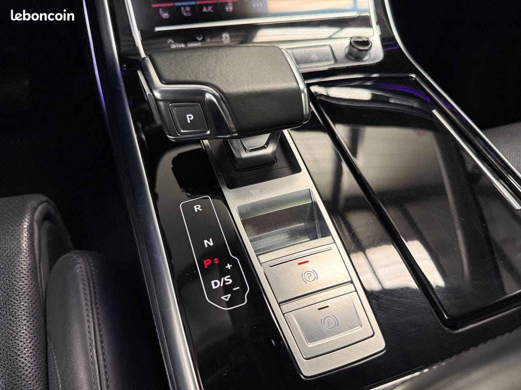 Audi Q7 55 TFSI e 380ch Avus extended quattro Tiptronic — photo 13