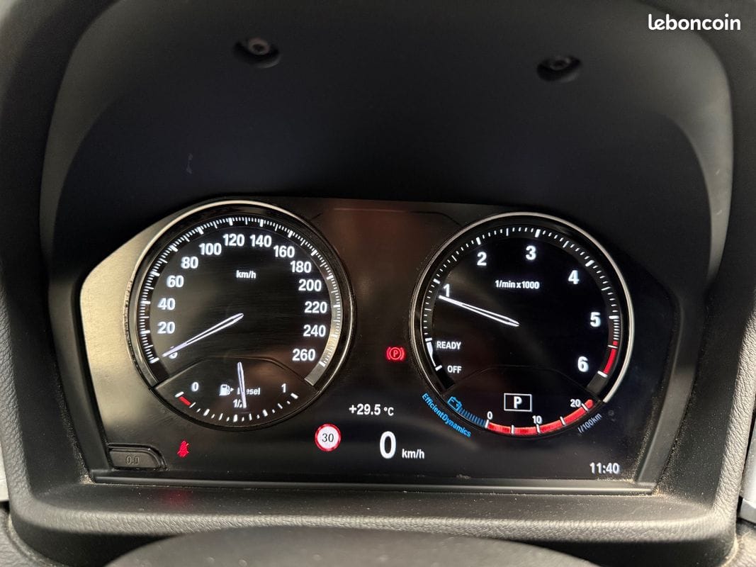 BMW X1 xDrive18dA 150ch M Sport — photo 14