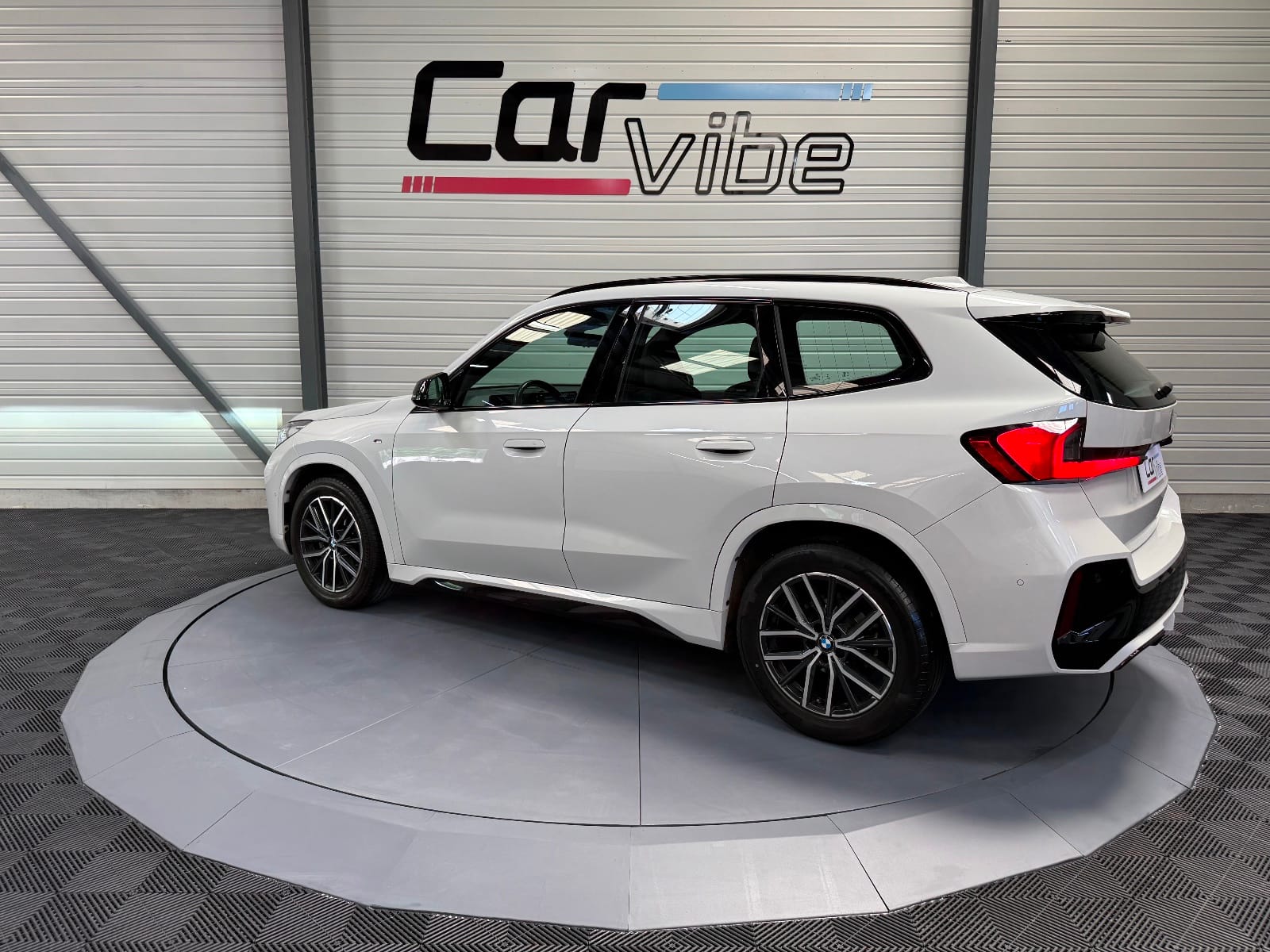 BMW X1 U11 M Sport — photo 8