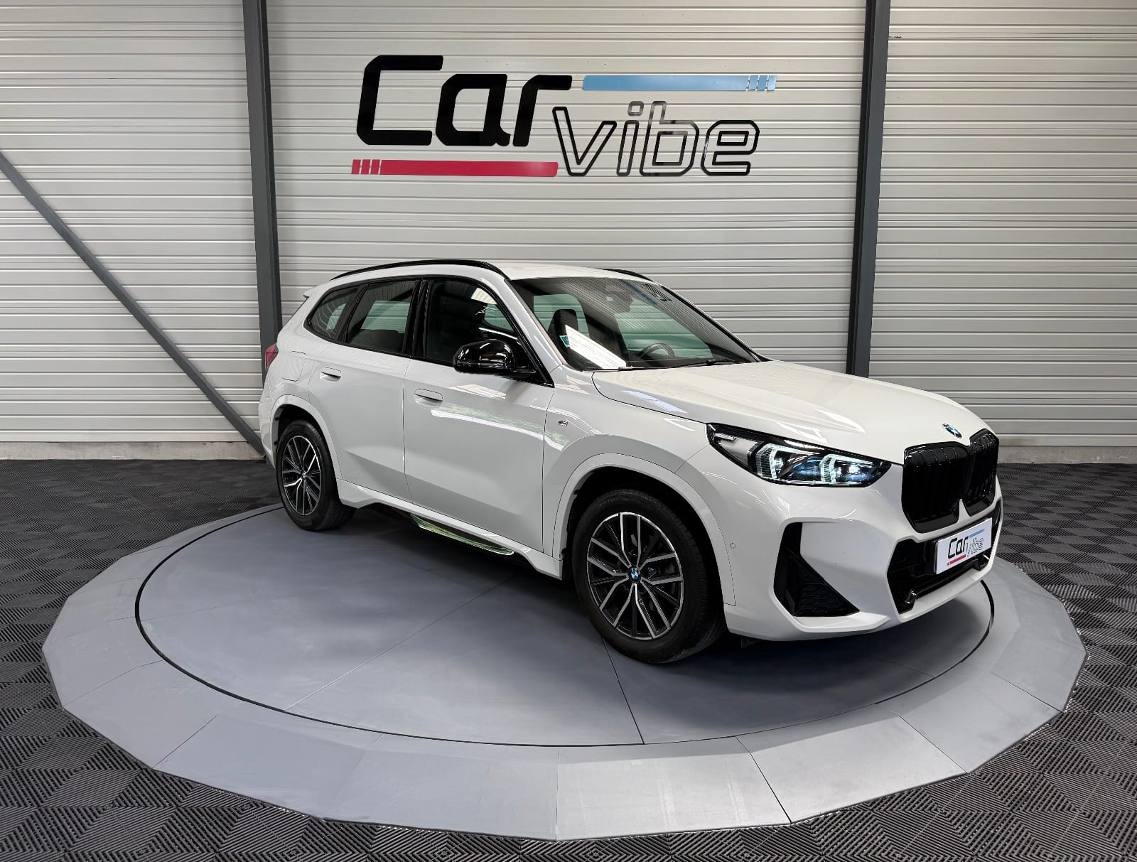 BMW X1 U11 M Sport — photo 1