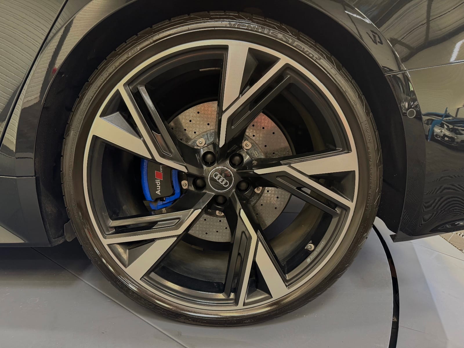 Audi RS6 Avant C8 4.0 V8 Tsfi 600 CH Quattro Tiptronic — photo 33
