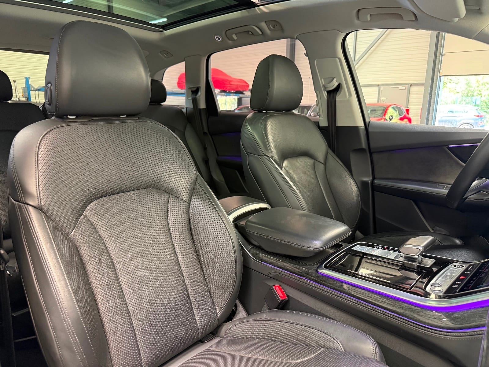 Audi Q7 Avus Extended — photo 17