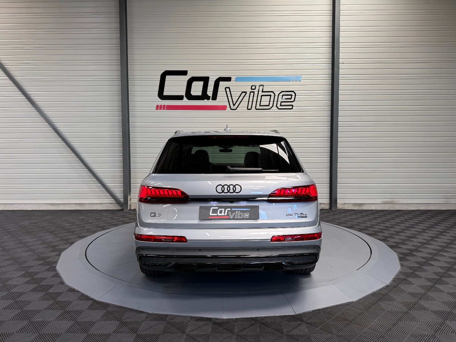 Audi Q7 Avus Extended — photo 8