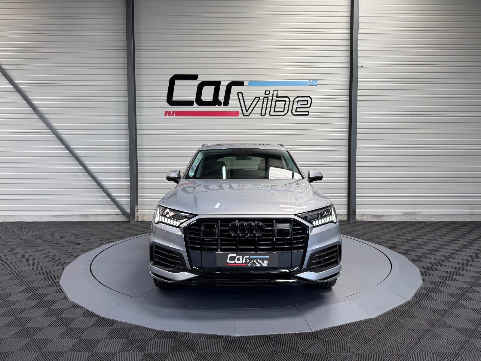 Audi Q7 Avus Extended — photo 5