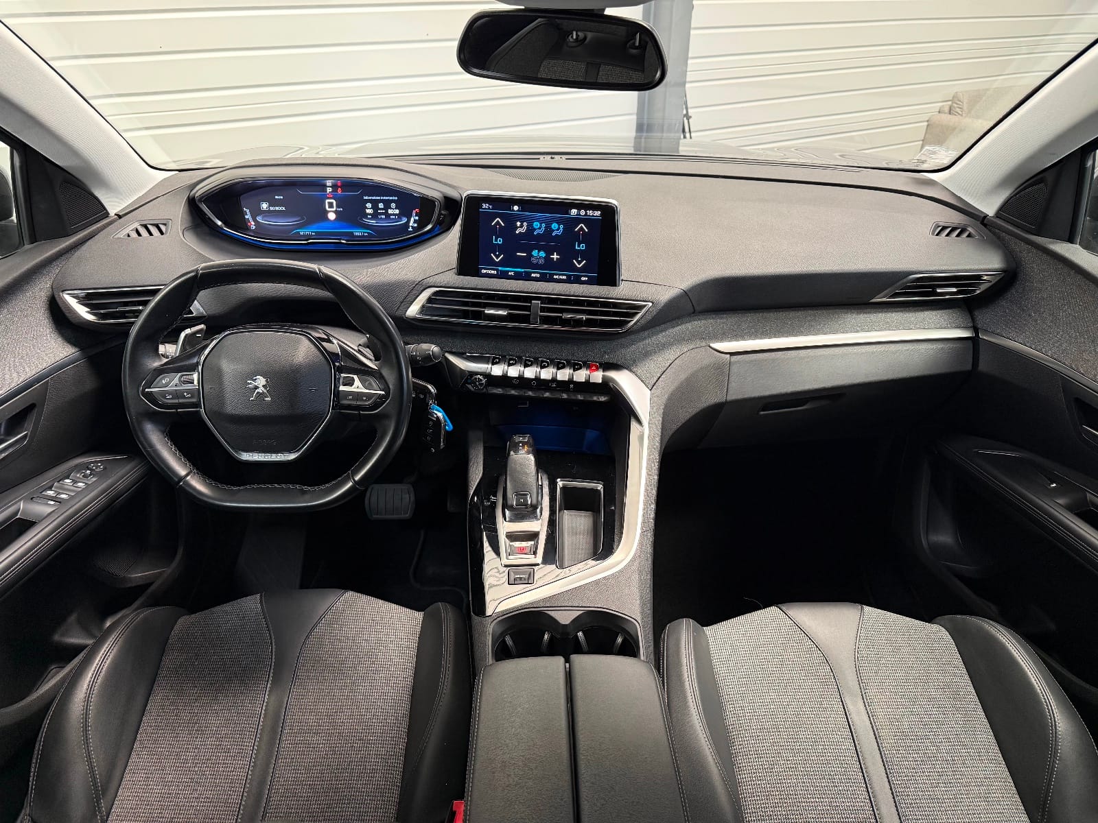 Peugeot 5008 Allure — photo 2