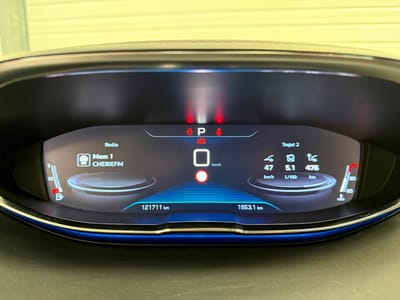 Peugeot 5008 Allure — photo 15
