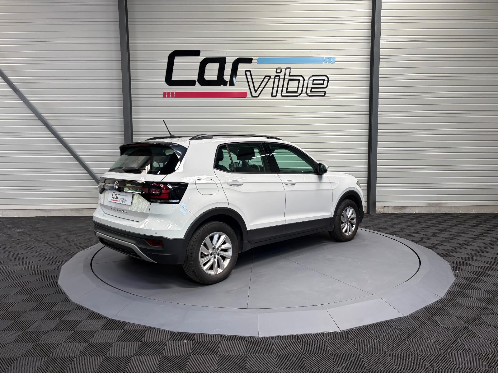 Volkswagen T-cross Lounge Business — photo 3