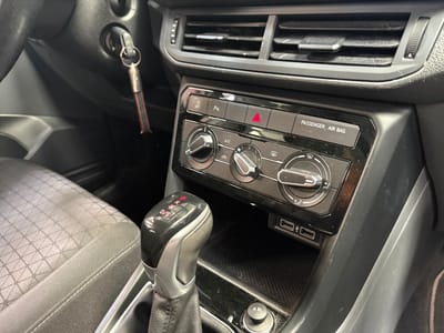 Volkswagen T-cross Lounge Business — photo 21