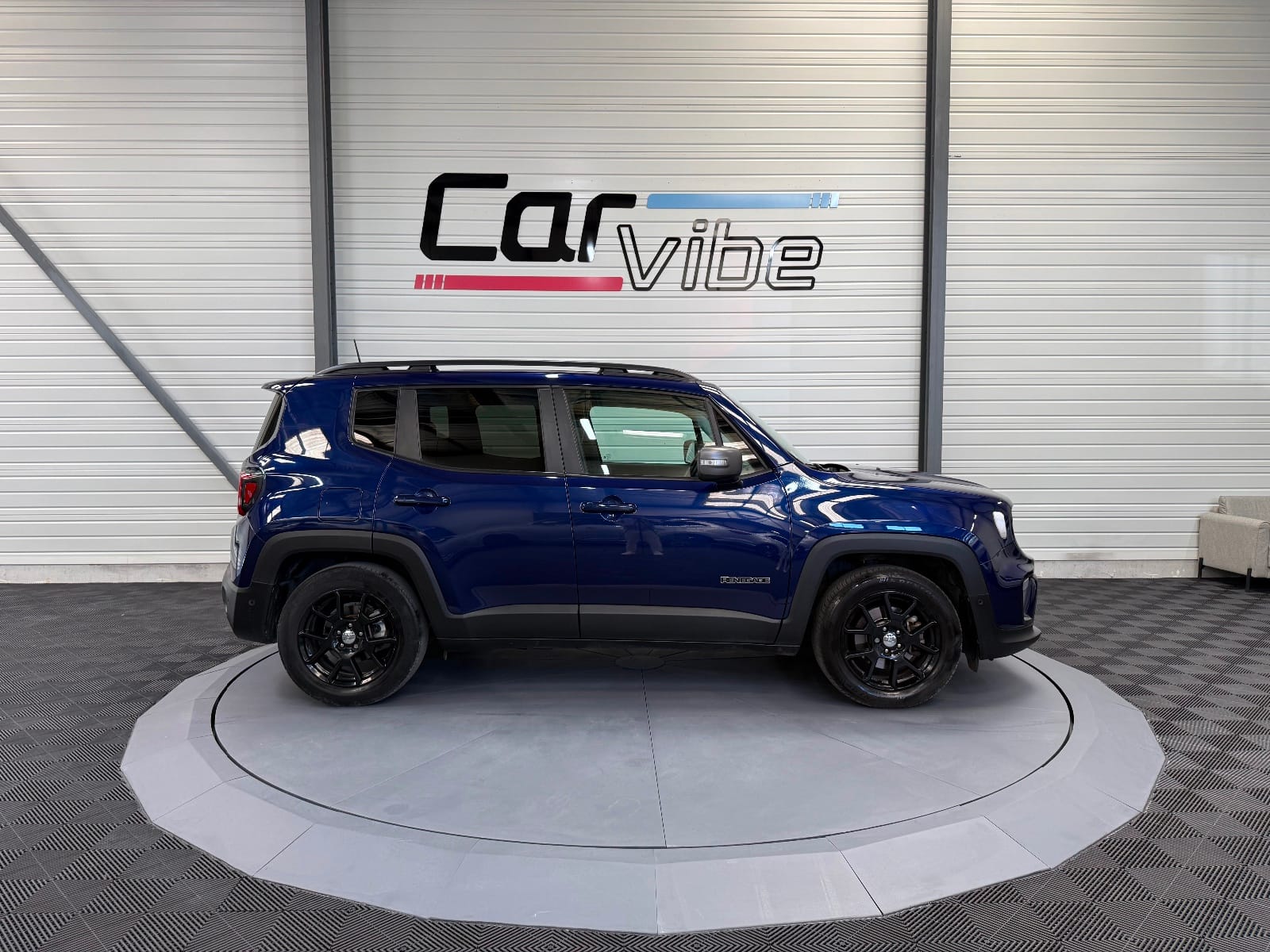 Jeep Renegade Limited — photo 4