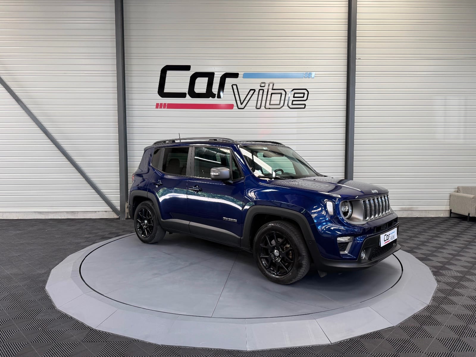 Jeep Renegade Limited — photo 1