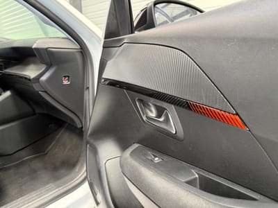 Peugeot 208 Active Pack — photo 24