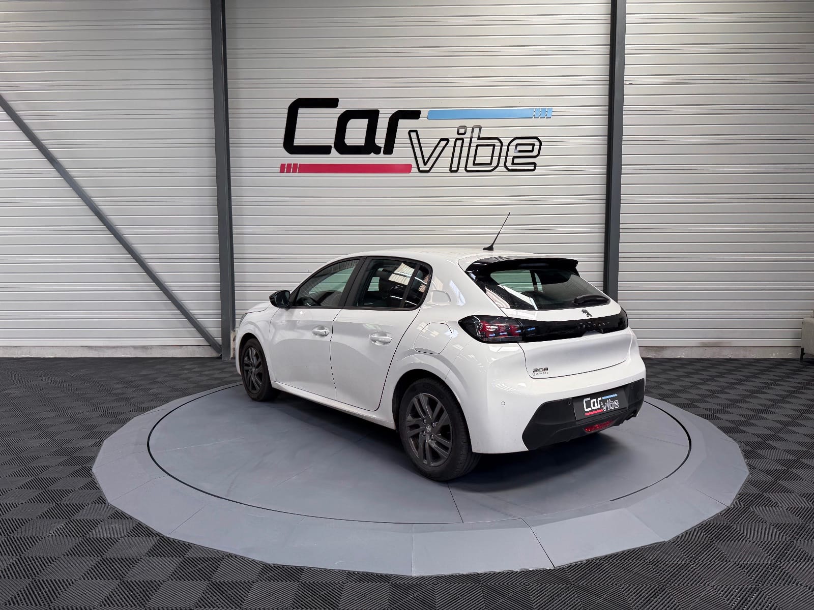 Peugeot 208 Active Pack — photo 8