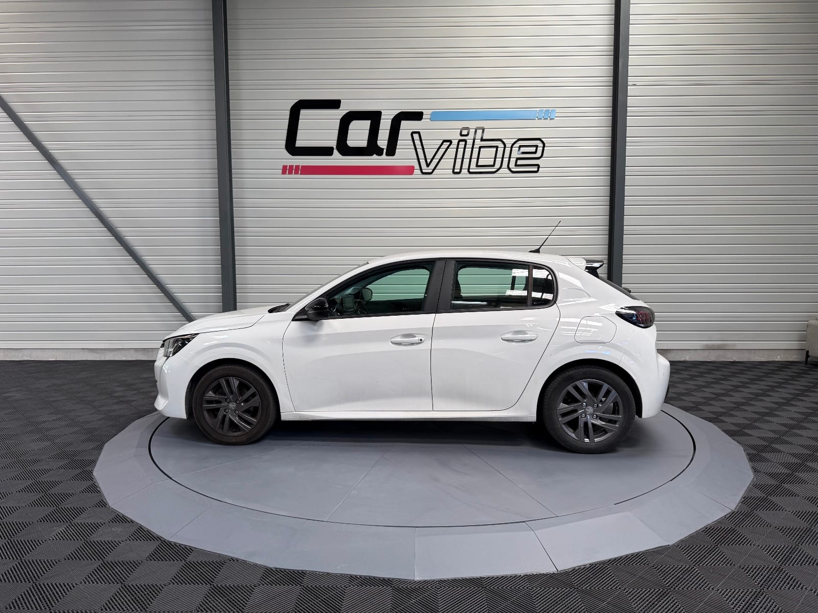 Peugeot 208 Active Pack — photo 7