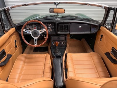 MG MGB — photo 2