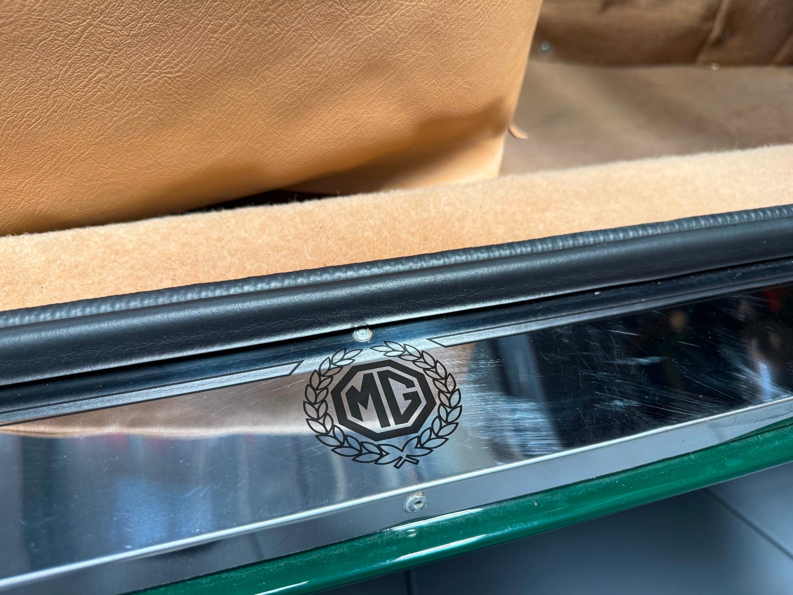 MG MGB — photo 23