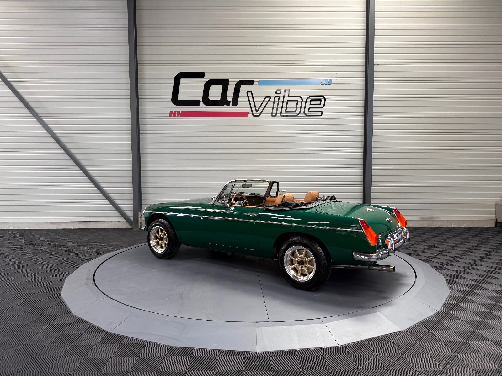 MG MGB — photo 8