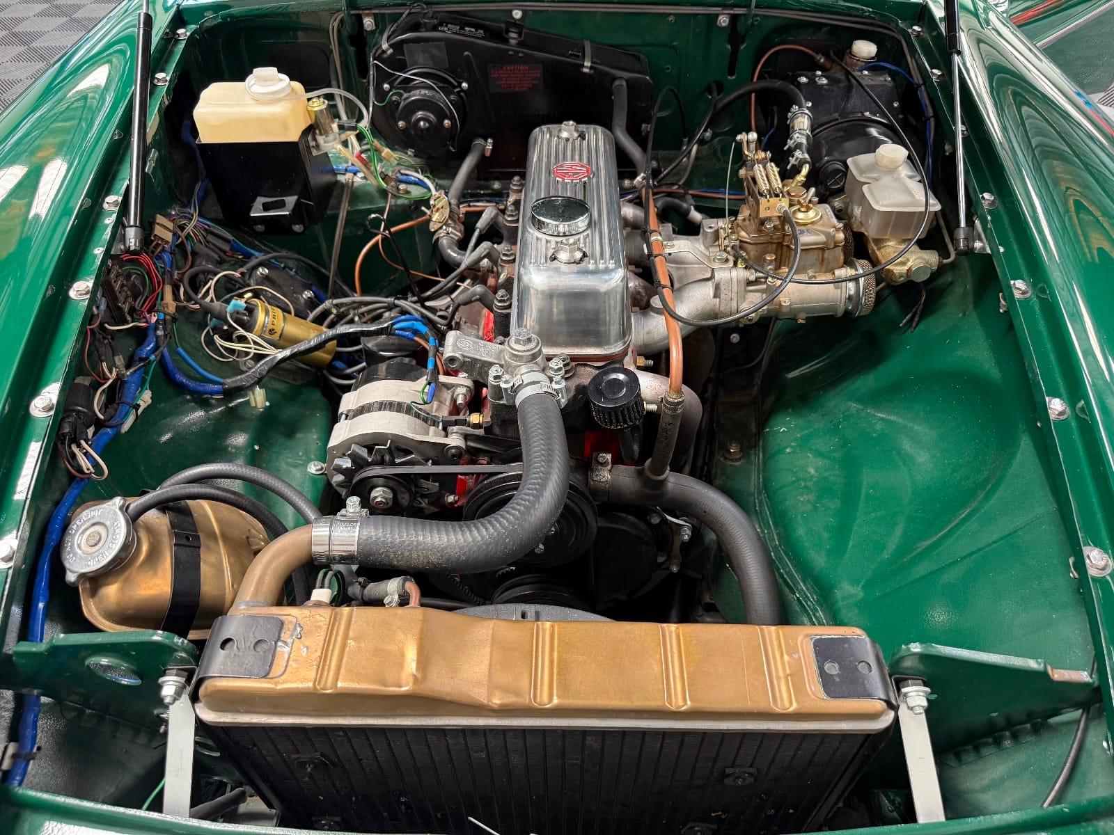MG MGB — photo 36