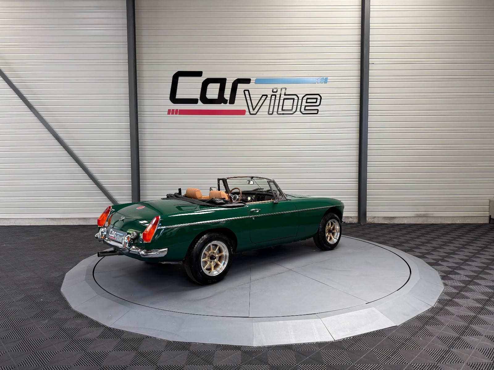 MG MGB — photo 3