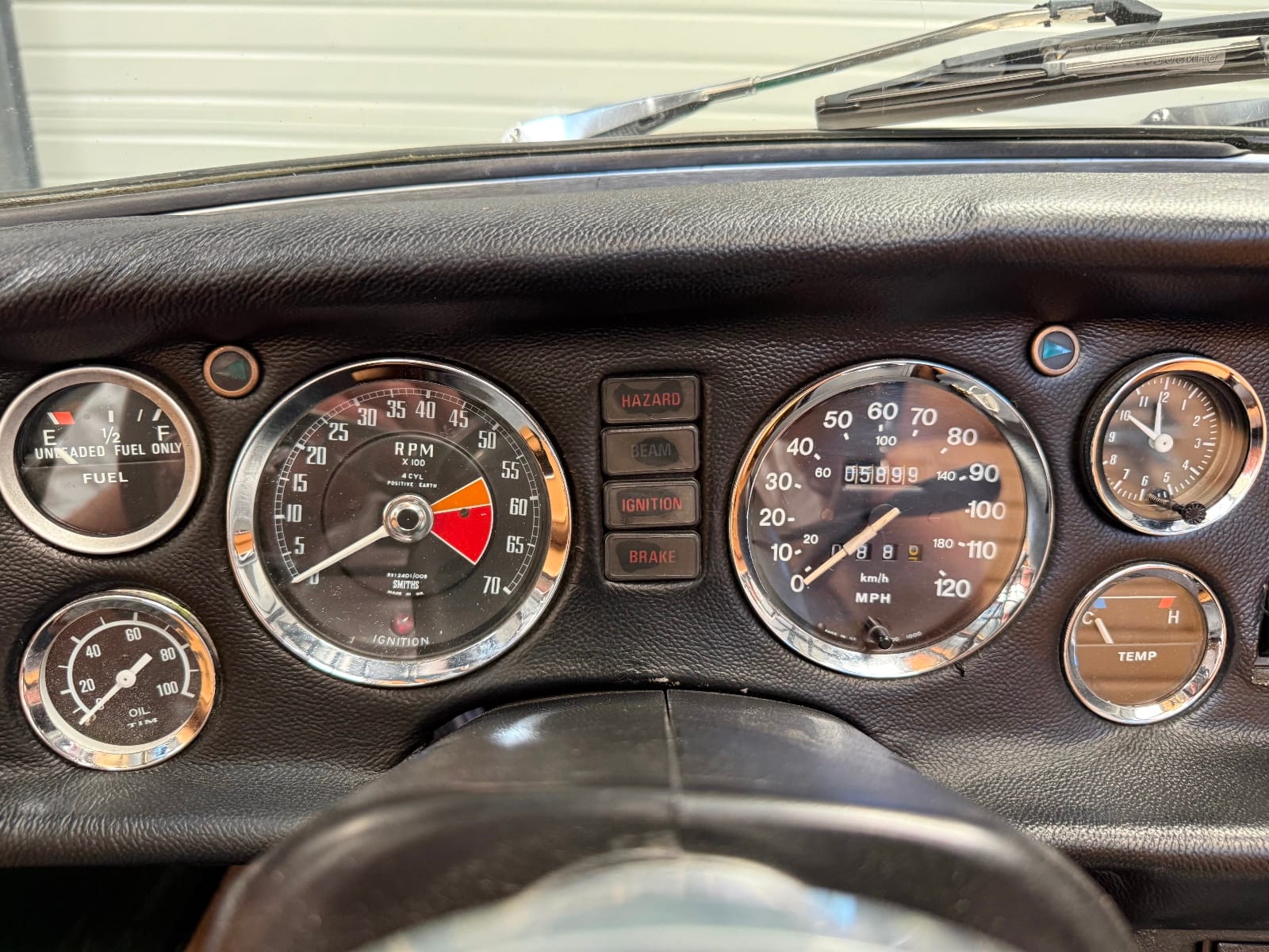 MG MGB — photo 16